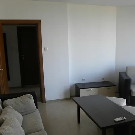 Apartcomplex New Tawn * Обзор