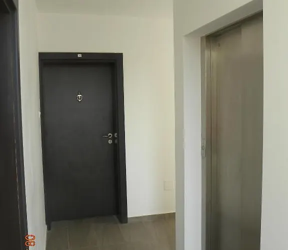 Apartcomplex New Tawn Lejlighed *