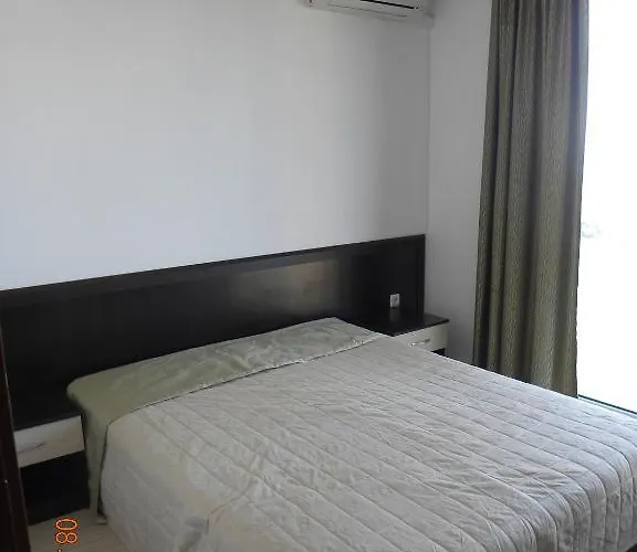Apartcomplex New Tawn Lejlighed Obzor