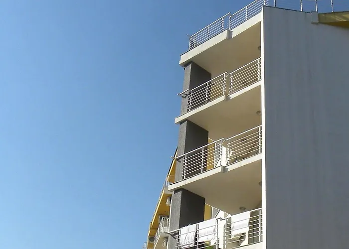 Apartcomplex New Tawn Lejlighed *