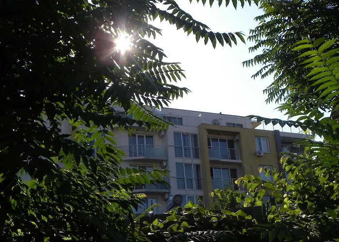 Apartcomplex New Tawn Lejlighed *